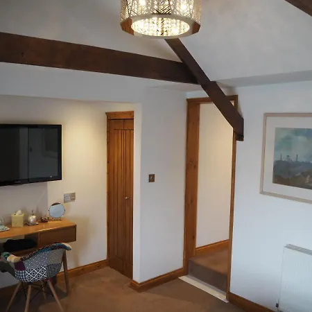 The Smugglers Restaurant With Guest house