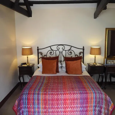 The Smugglers Restaurant With Guest house